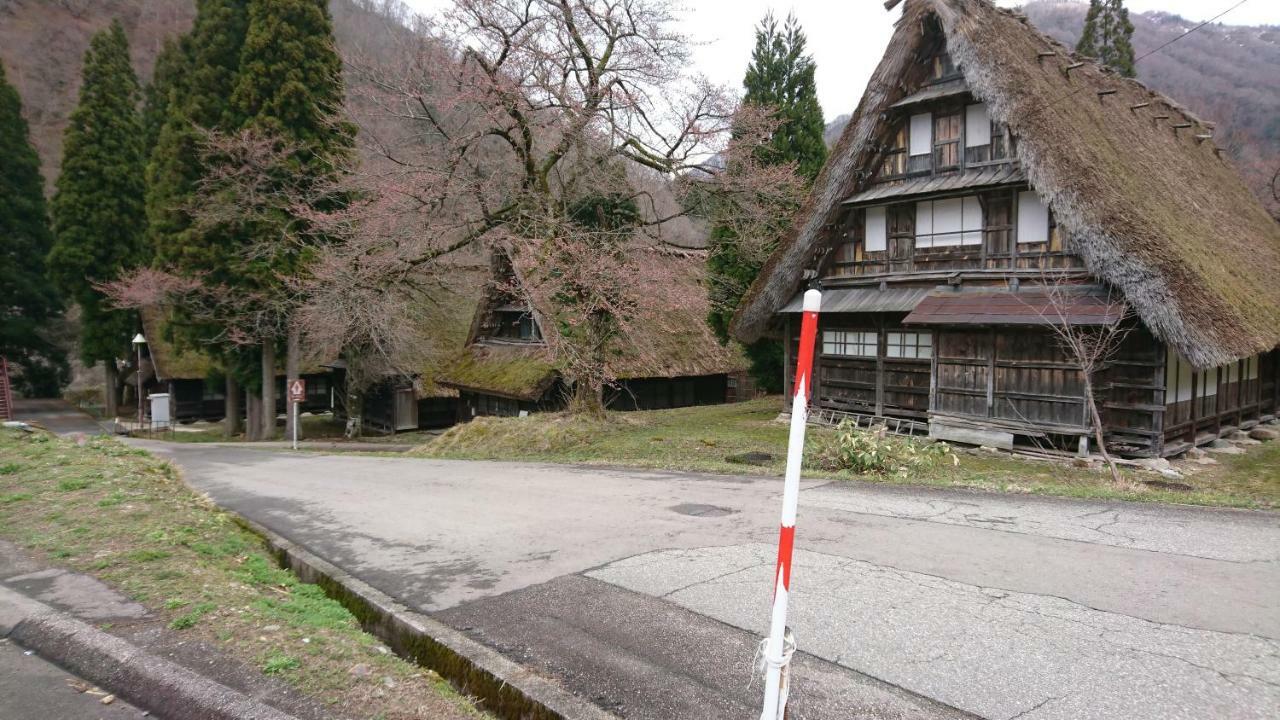 Hotel Gokayama Gassho No Sato Nanto Exterior foto